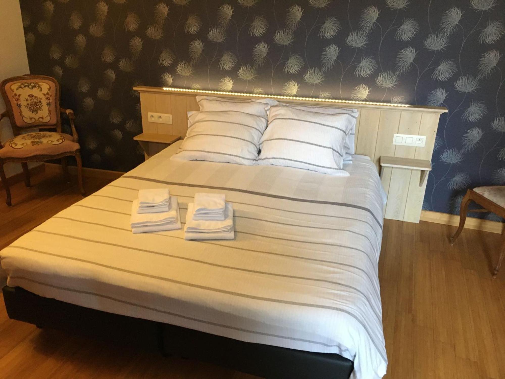 Auberge Saint-Martin Orchimont Номер фото
