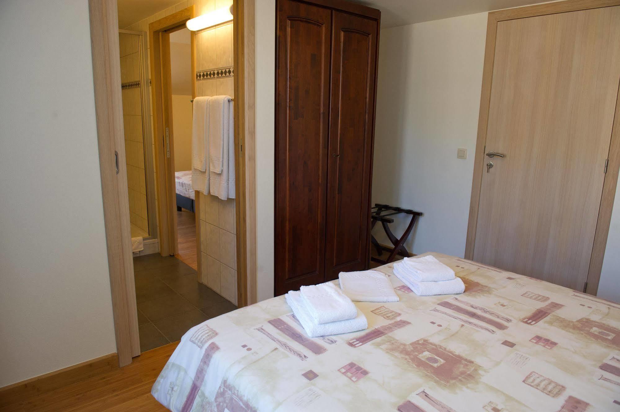 Auberge Saint-Martin Orchimont Экстерьер фото