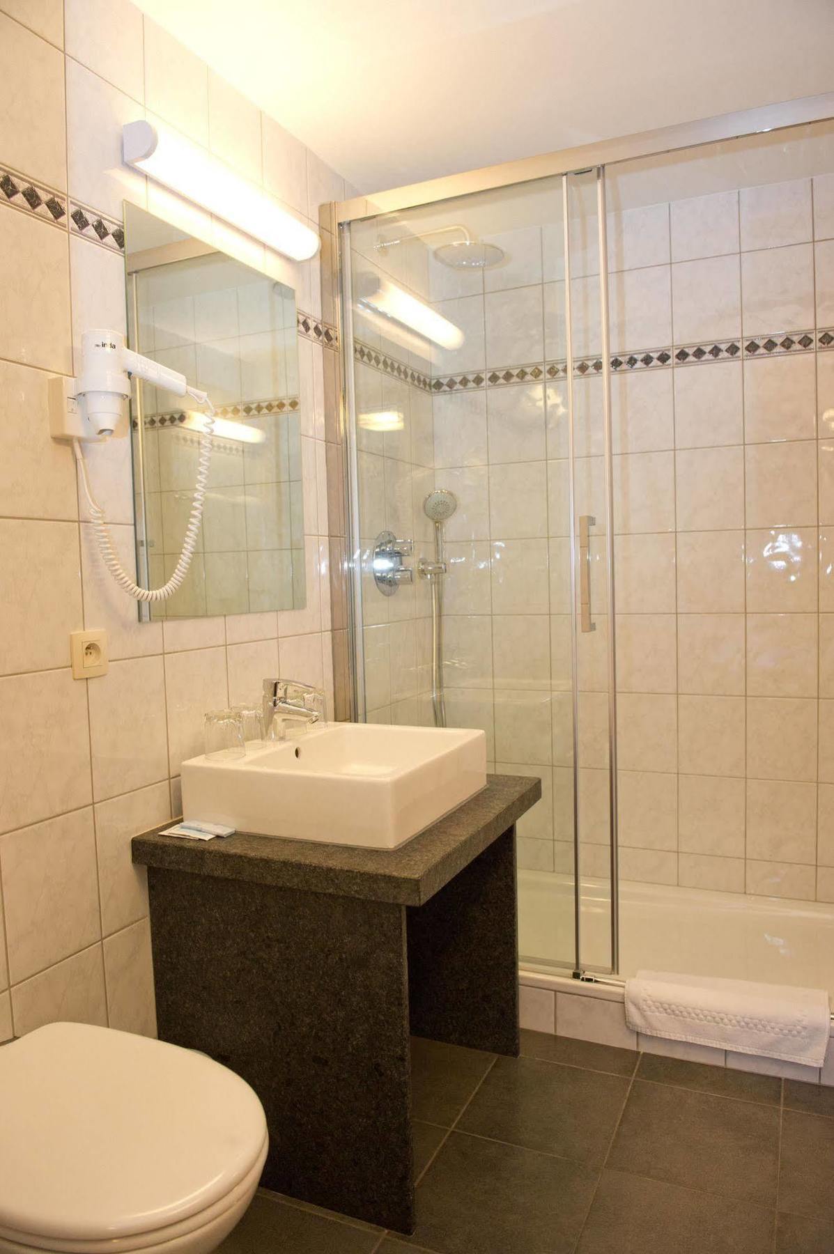 Auberge Saint-Martin Orchimont Экстерьер фото