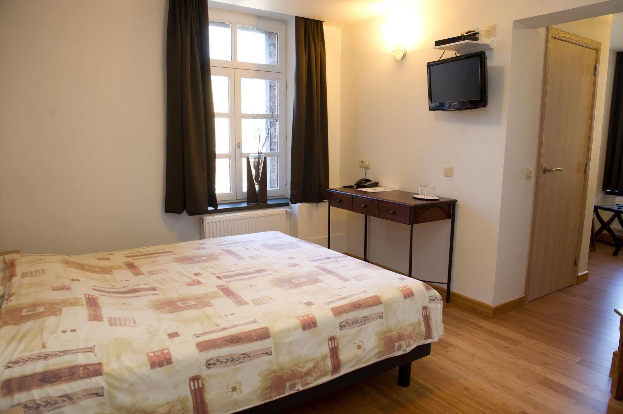 Auberge Saint-Martin Orchimont Экстерьер фото